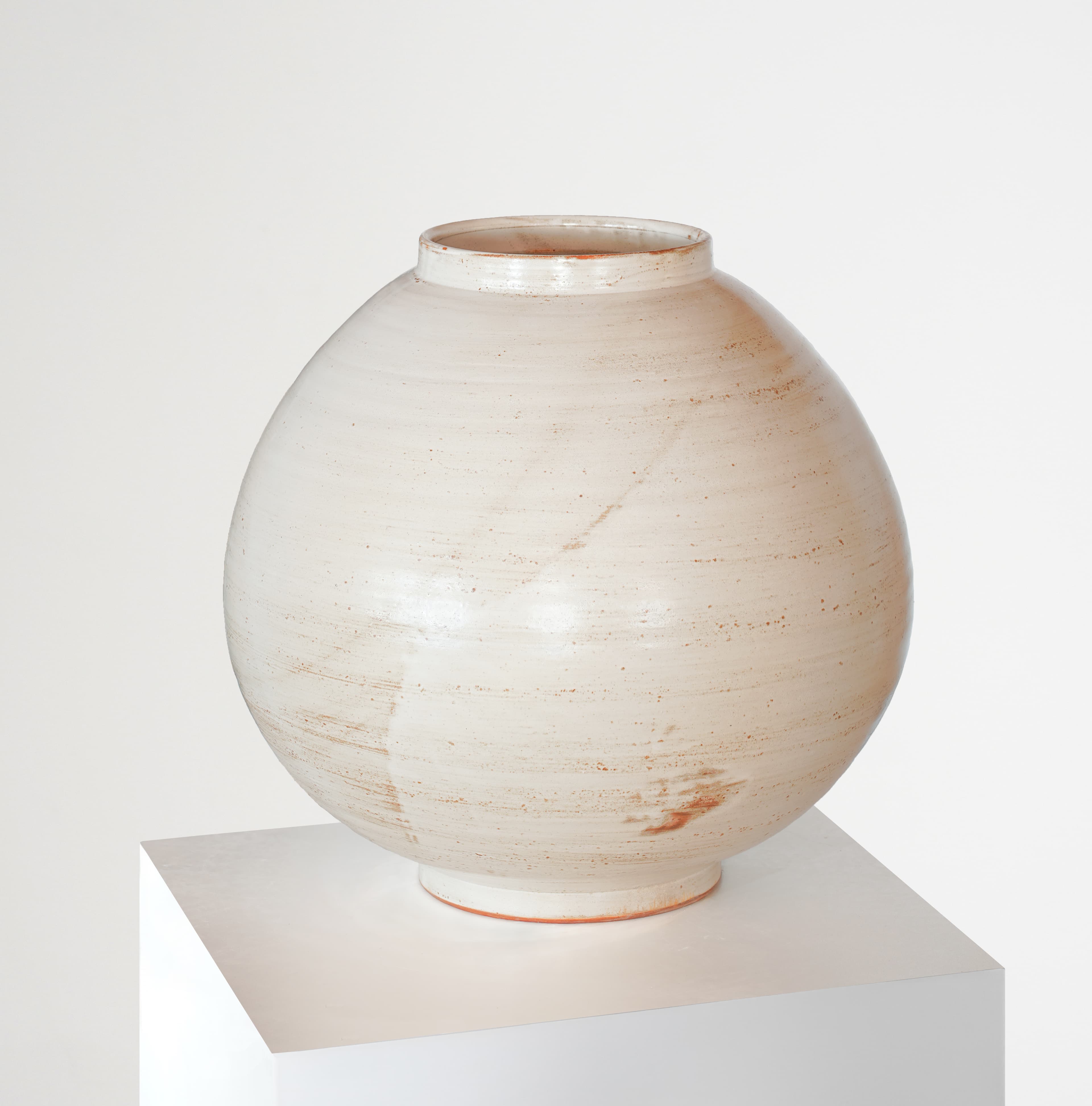 FULL MOON
Ⅱ 춘월온화(春月溫華)